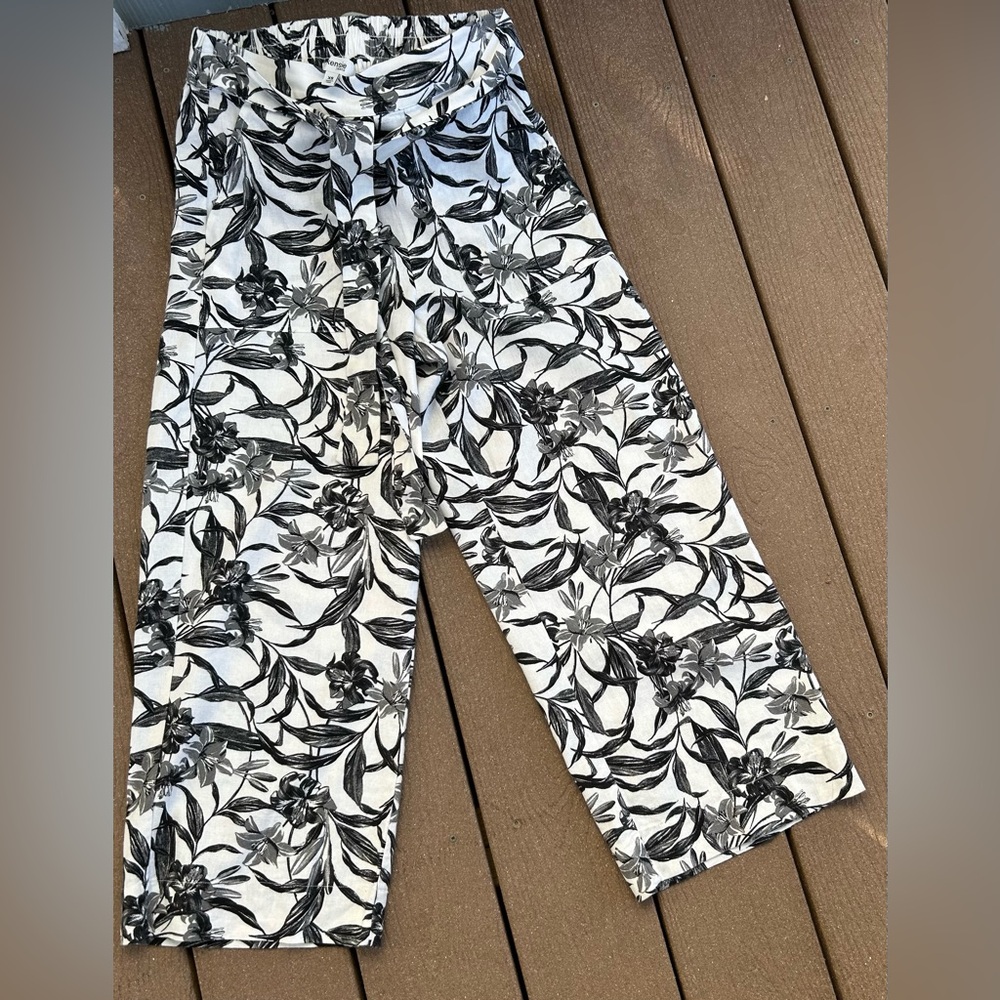 135*.KENSI JEANS Women's Floral Pattern Pants